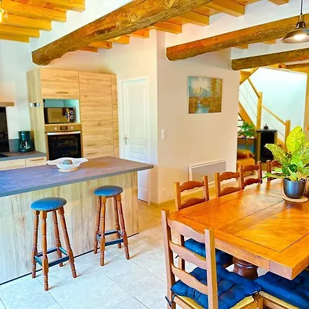 Semesterbostad Bergerie De Lasariberes *